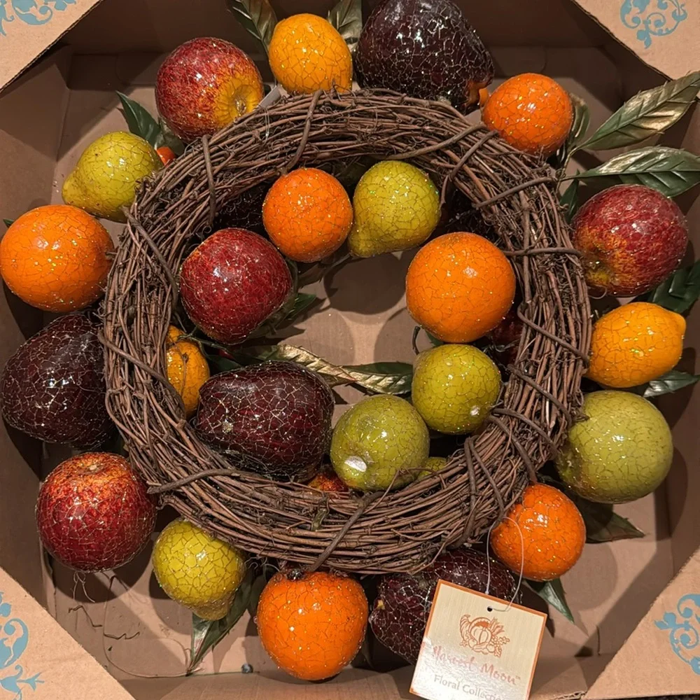 NWT Festive Harvest Fruit Wreath
